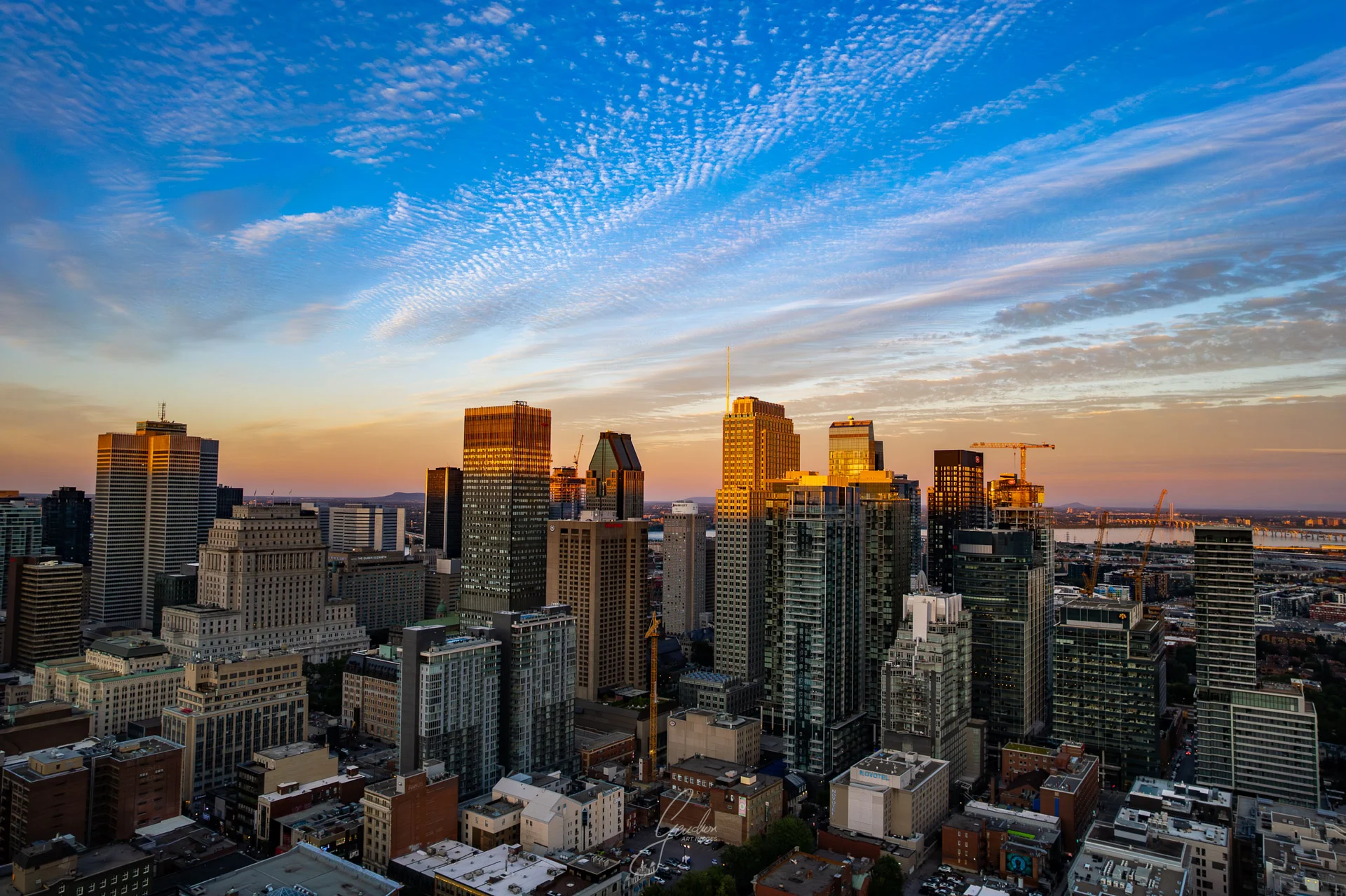 HiD-AI0123_Downtown Montreal